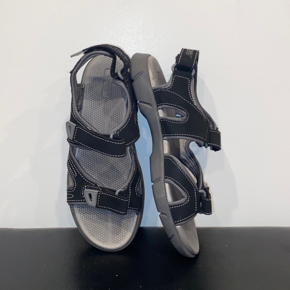 Khombu hiking sandals black